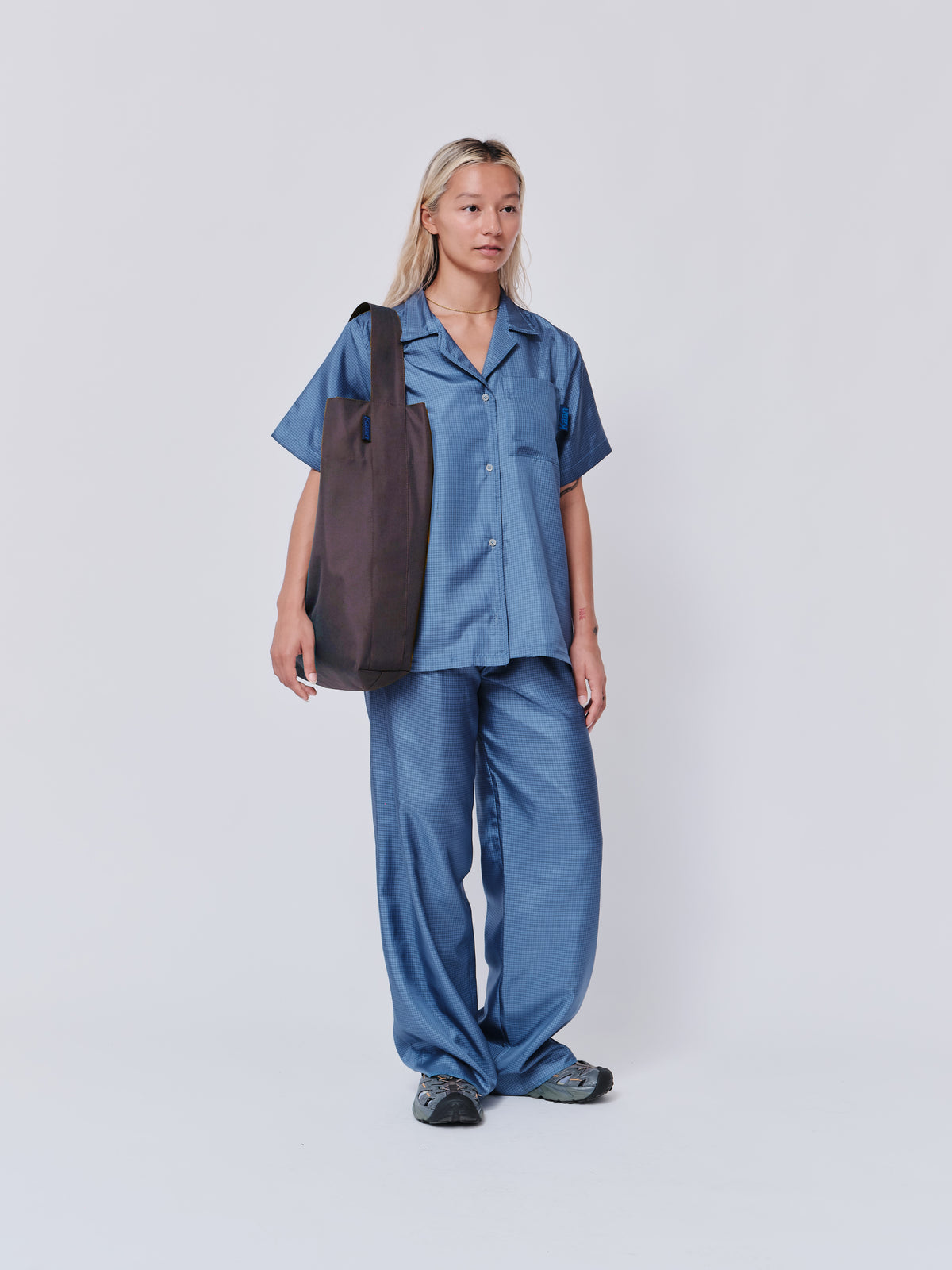 Waterproof Bucket Tote in Brown