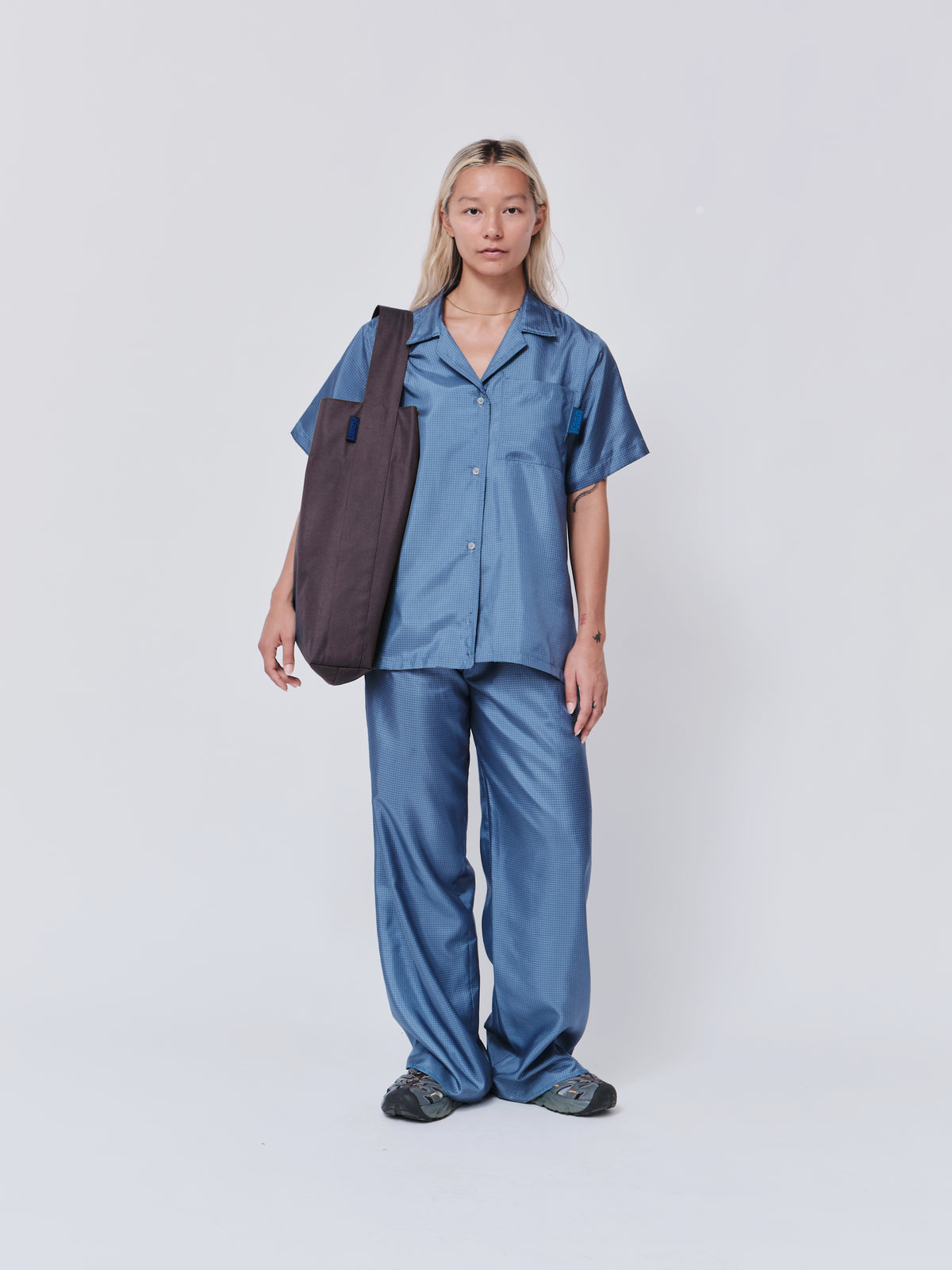 Waterproof Bucket Tote in Brown