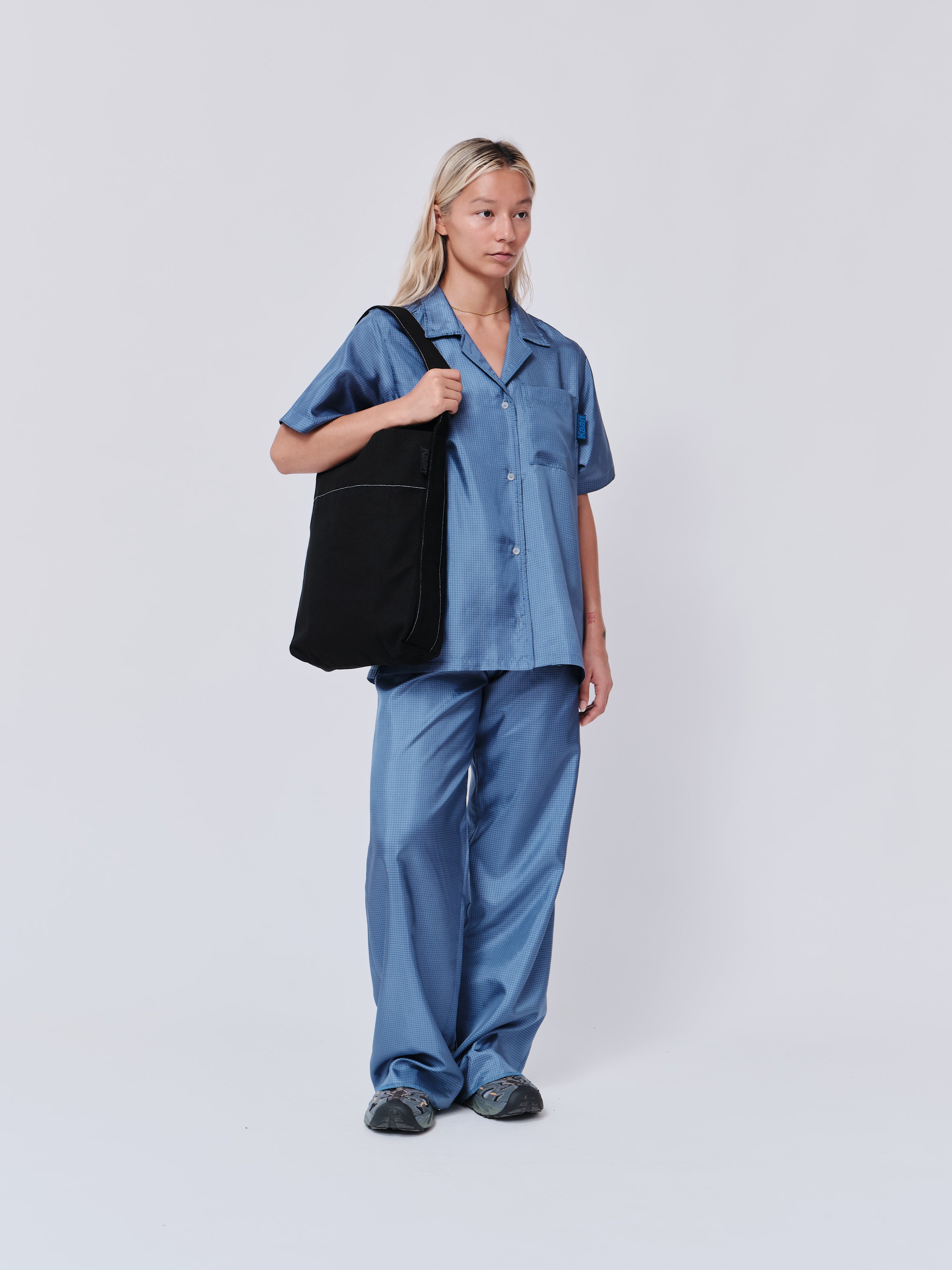 Midi Bucket - Black Cotton with Contrast Stitch (Water Repellent)