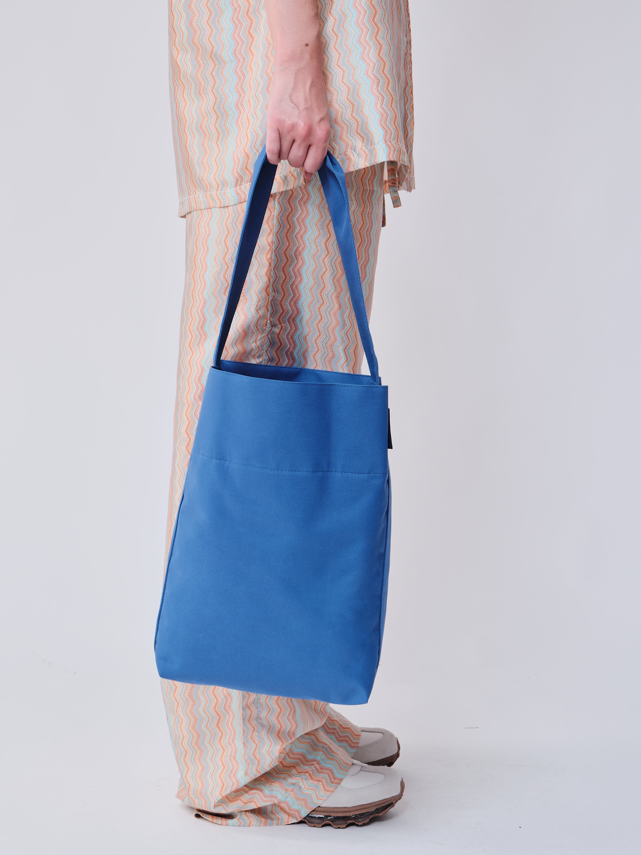 Midi Bucket in Cobalt