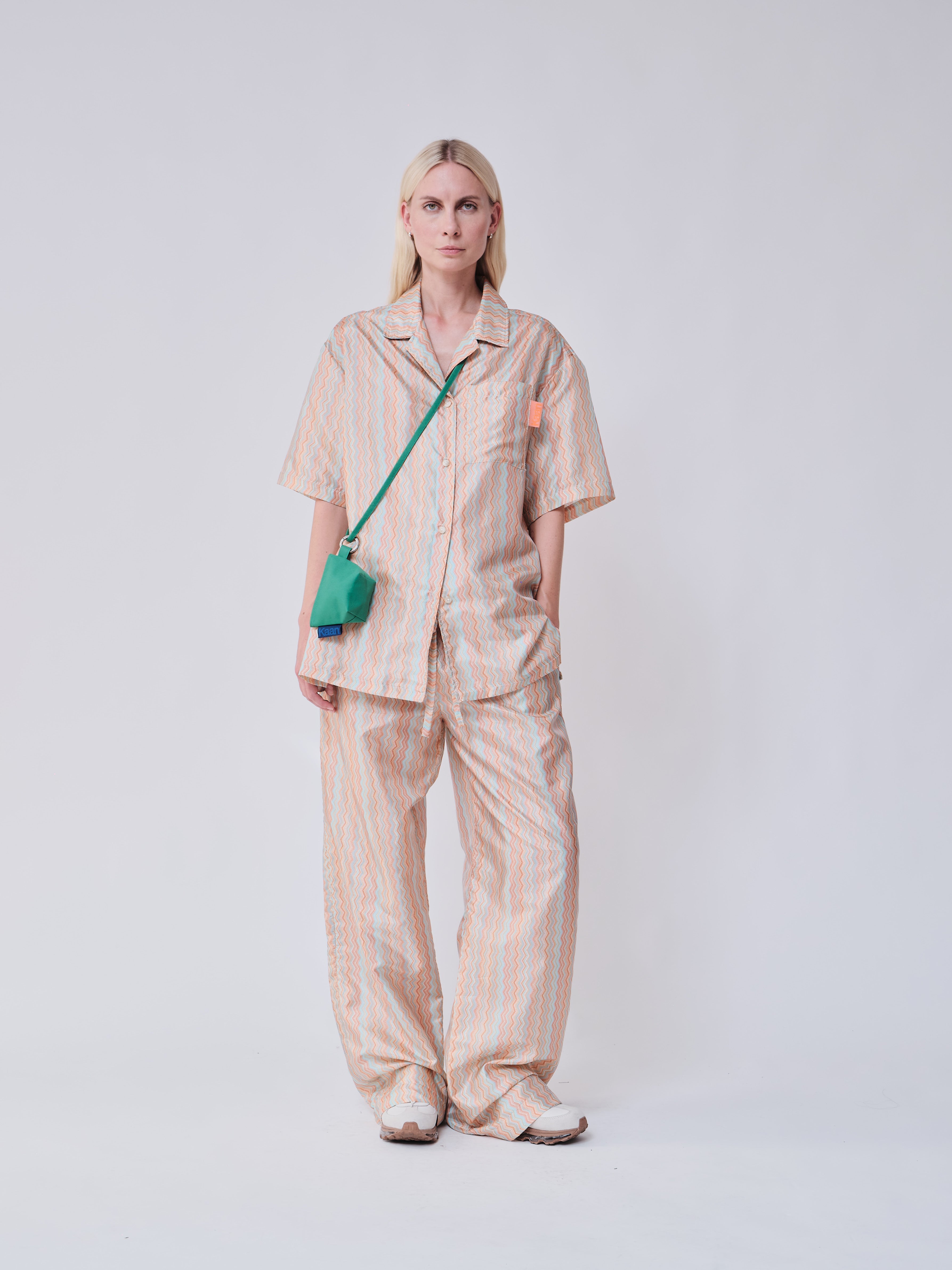 Waterproof Mini Lanyard Pouch in Kelly Green – Kaan