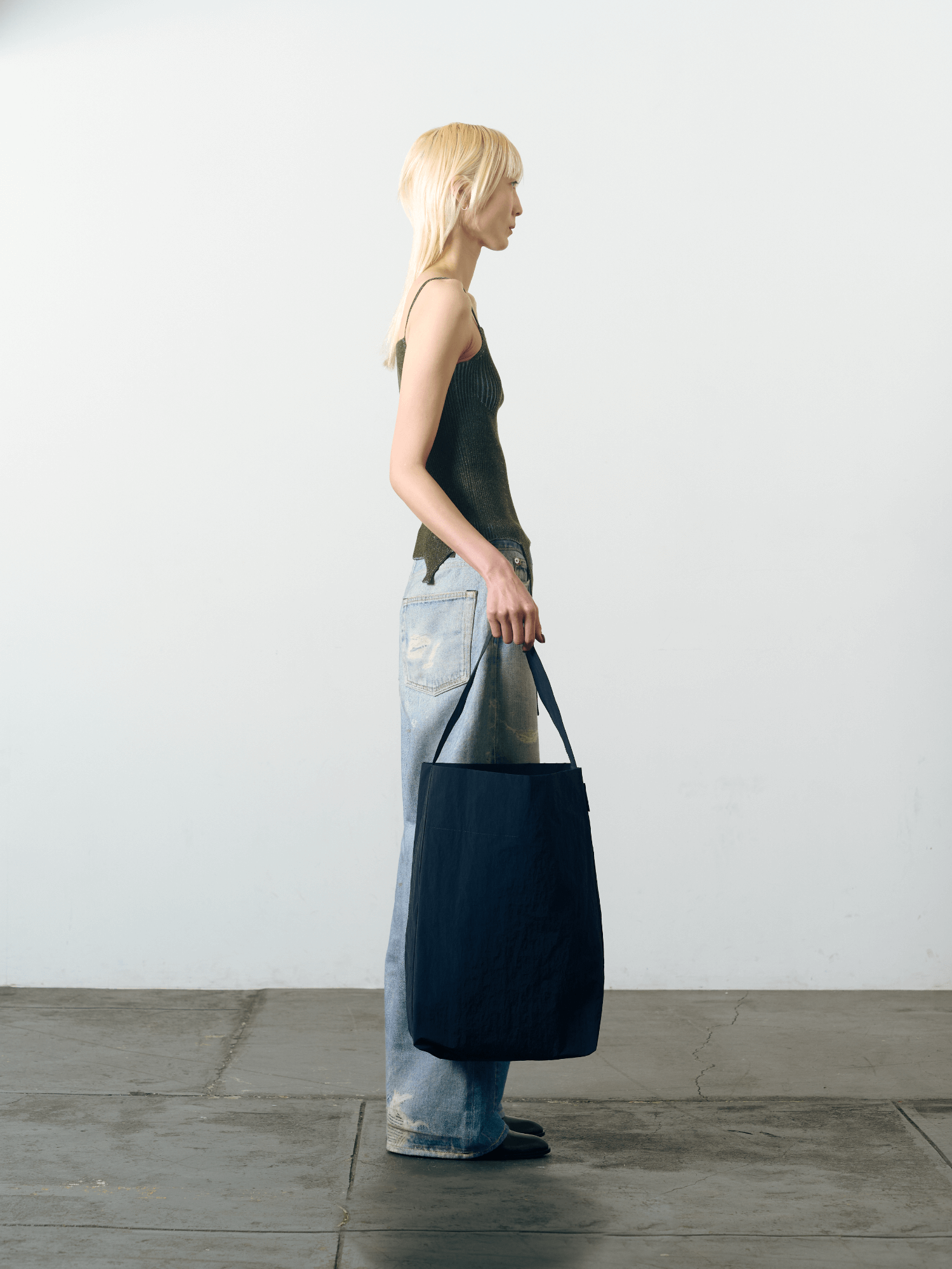 KONBU® Large Bucket in Navy
