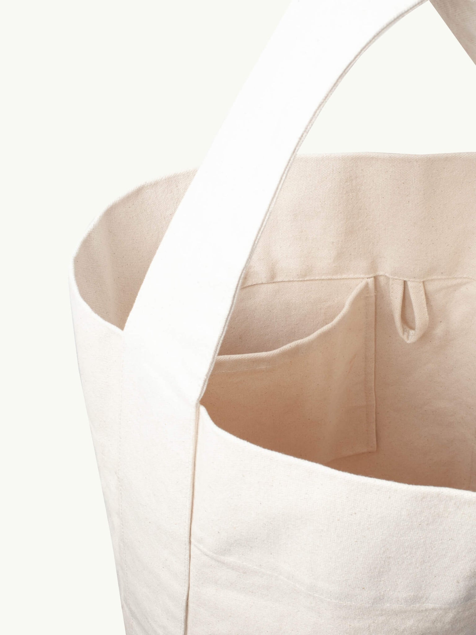 Bucket Tote in Natural