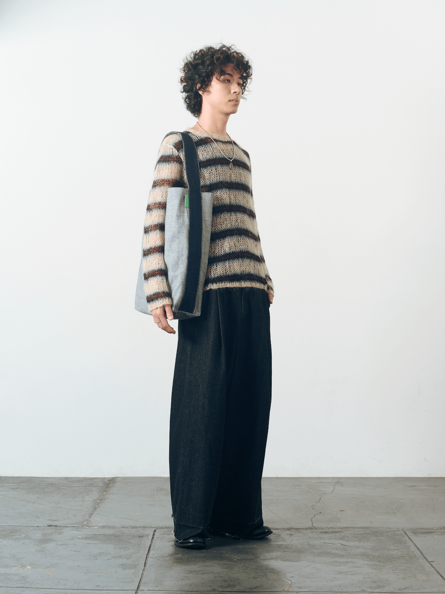 Reversible Denim Large Bucket in Indigo