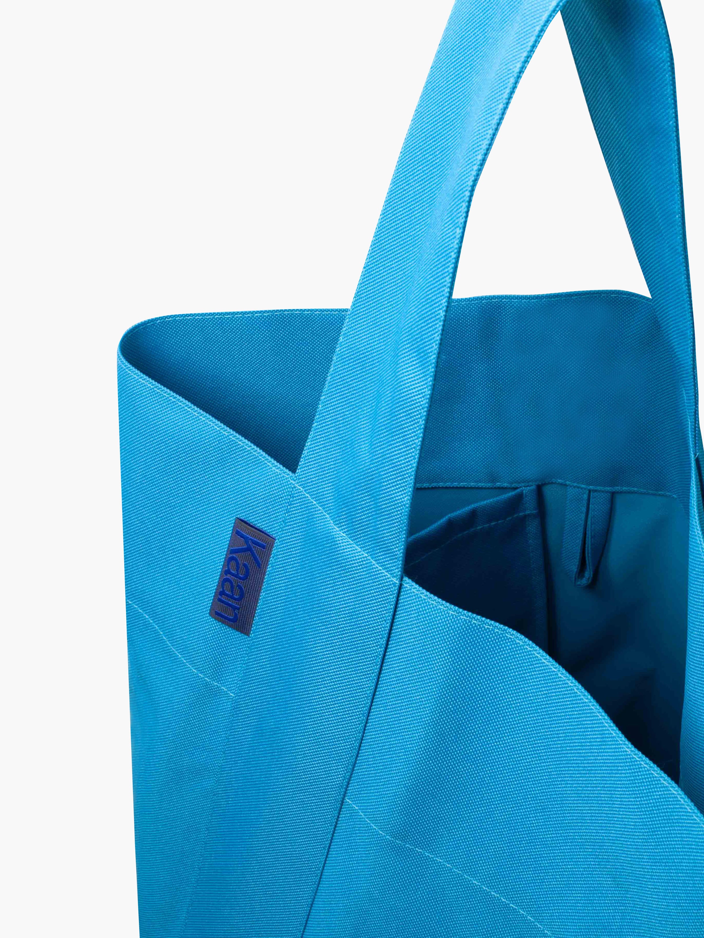 Midi Bucket in Marine