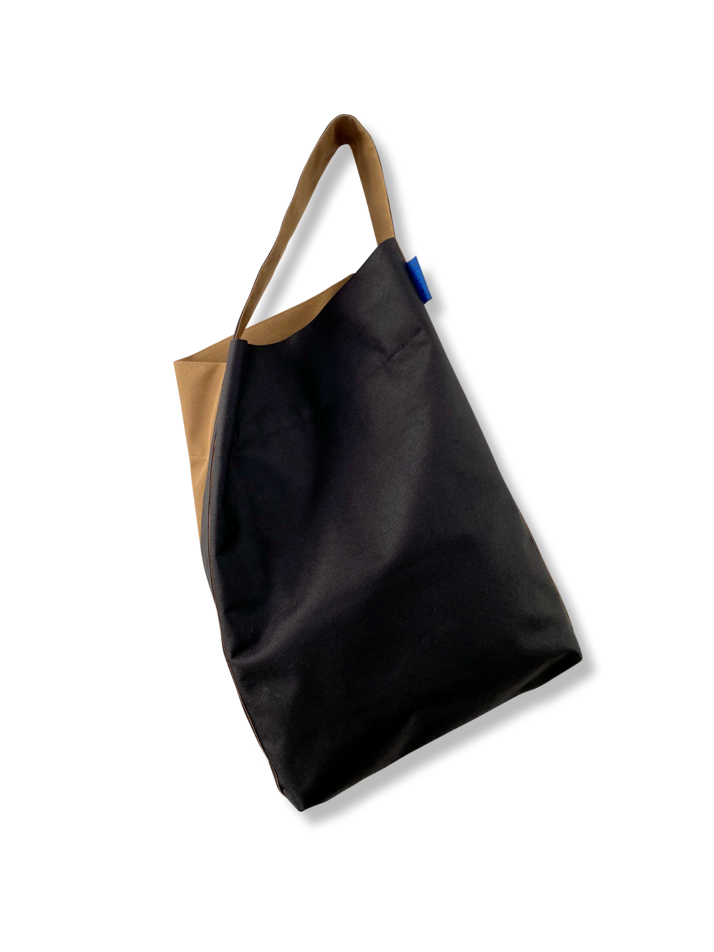 Bucket Tote in Mocha & Black